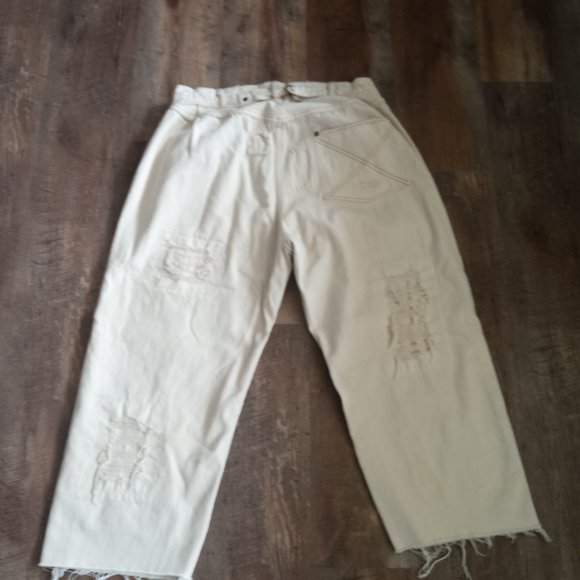 Designer magnolia pearl jeans. - Picture 3 of 3